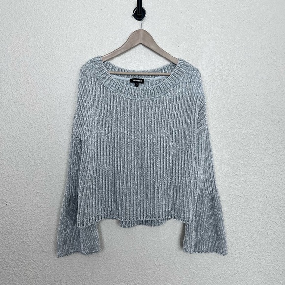 Express Chenille Bell Sleeve Sweater size Medium Mint Green Chunky Knit Soft - Picture 5 of 11